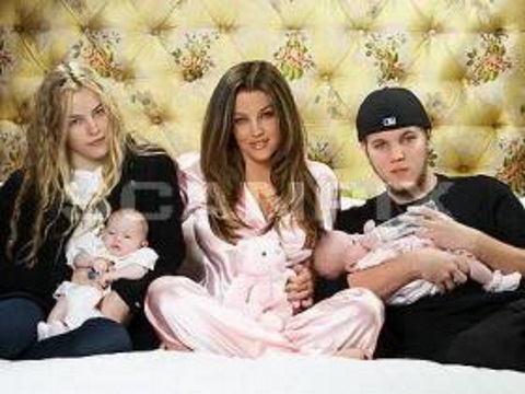 Lisa Marie and children